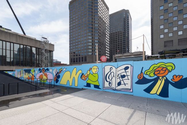 Une fresque de 110 mètres de long sur l&rsquo;Esplanade de la Place des Arts
