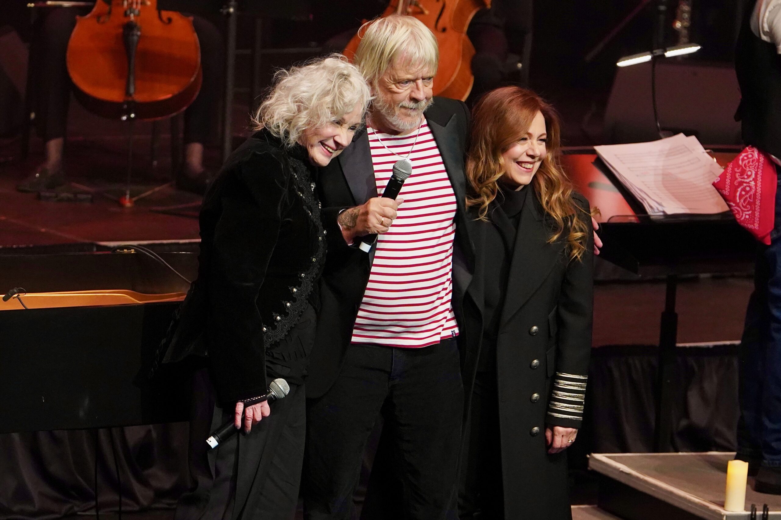 Renaud symphonique: une «fête de famille»  historique pour un monstre sacré